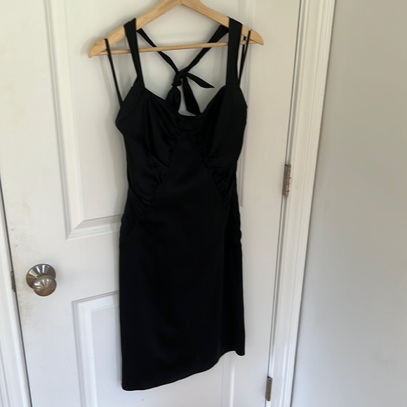 Betsy Johnson LBD 100% Silk - Picture 1 of 6